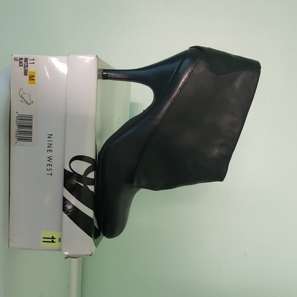 Booties - Picture 2 of 4